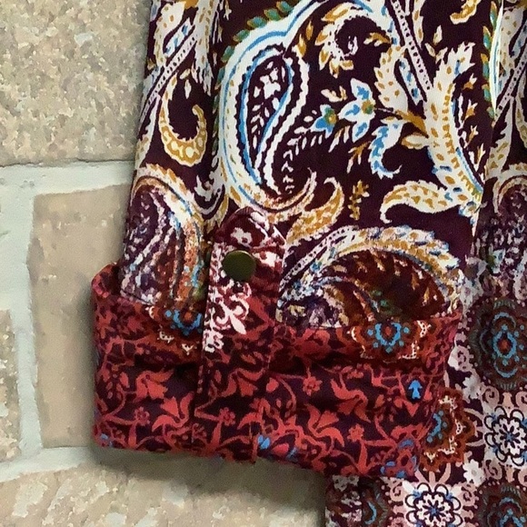 CB - Sz L - Women's Paisley Top - Red and Cream - Picture 3 of 5